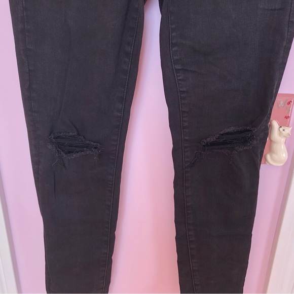 American Eagle Next Level Stretch Super High-Rise Black Leggings (Short Length) - Picture 3 of 8